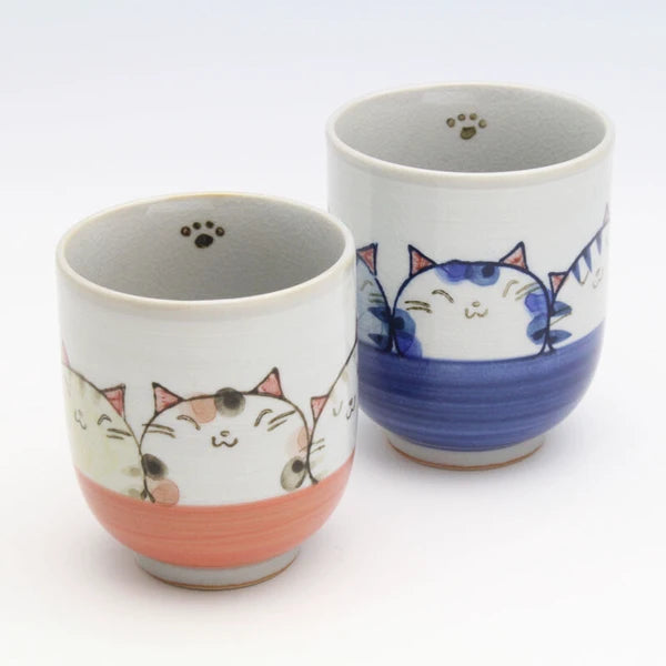 π΅π± Hand-Painted Seto Ware Cat Yunomi Tea Cup Gururi