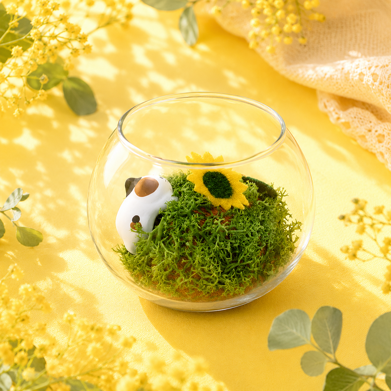 Whimsical Chirimen Cat Terrarium: A Sunlit Garden in Glass