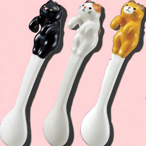 ✨🖤 Enchanting Black Stirring Cat Spoon: A Magical Addition to Your Daily Rituals! 🌙✨