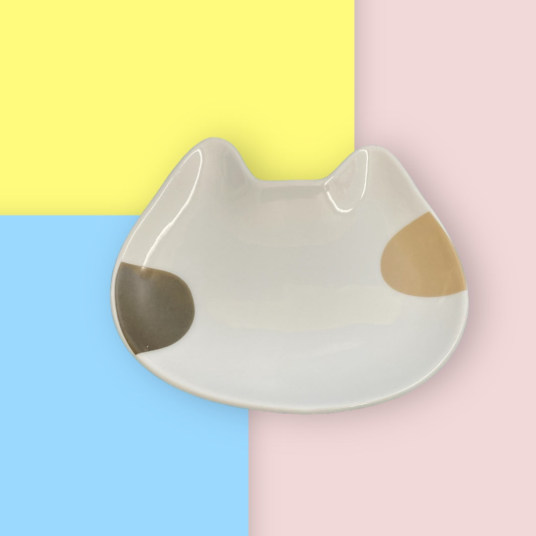 Charming Cat Face Small Plate: A Purr-fect Addition to Your Home π±β¨ 11.5cm (Mattari)