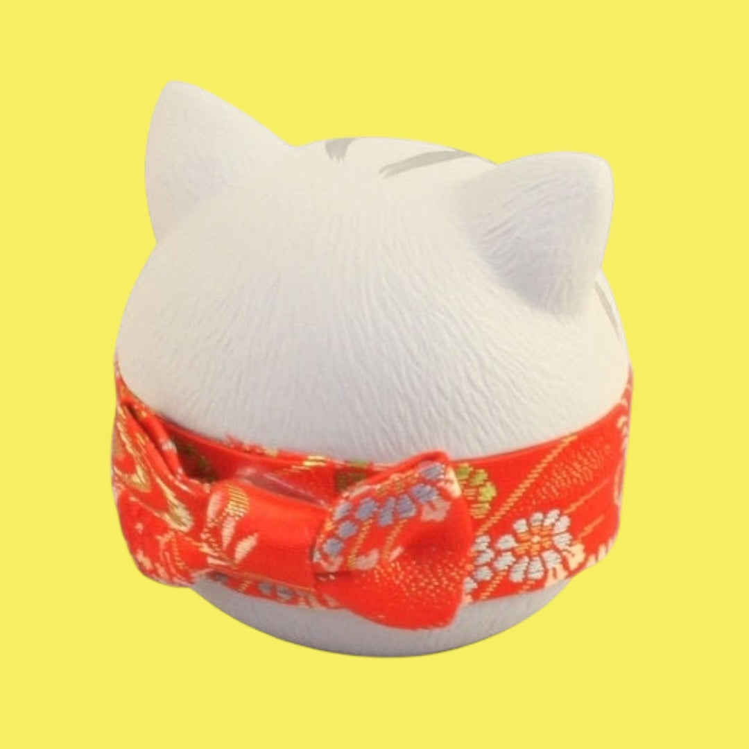 β¨π± "Dressed-Up Tabby Cat in Kimono": A Fusion of Japanese Tradition and Chic Modern Style ππΈ