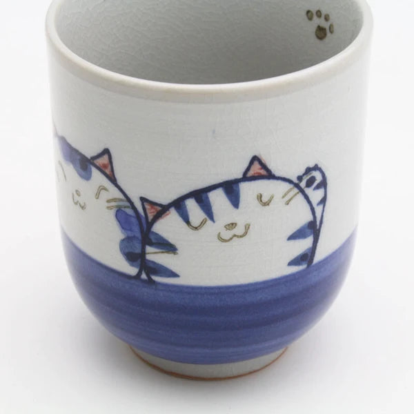 🍵🐱 Hand-Painted Seto Ware Cat Yunomi Tea Cup Gururi