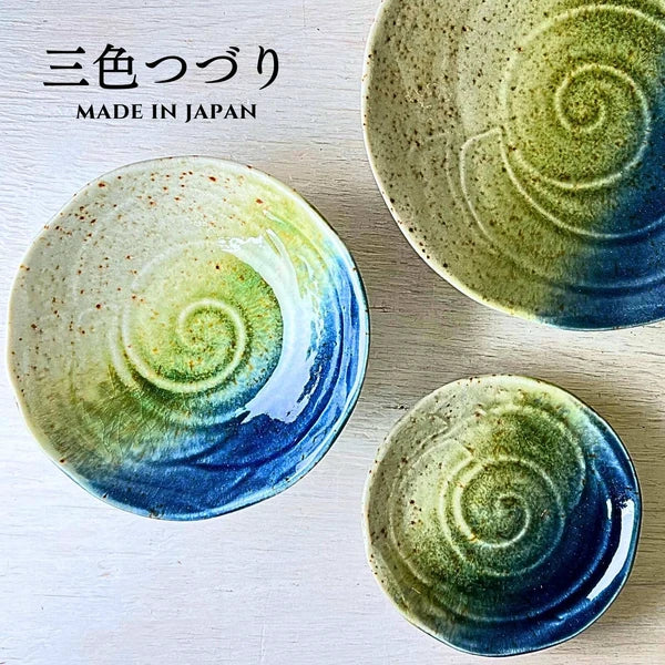 三色の釉薬が重なり合う、味わい深い美濃焼の皿鉢
