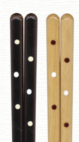 🥢✨ Stylish Dot Pattern Chopsticks – Dishwasher Safe