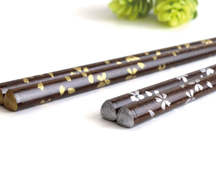 🌸🥢 Sakura Chopsticks – Gold & Silver Collection ✨