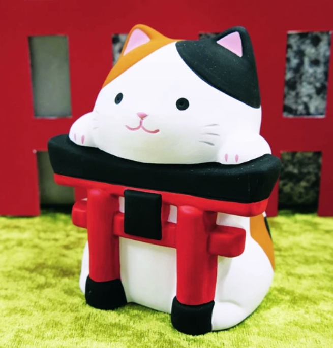 ⛩️ Large Lucky Cat Torii Gate Ornament