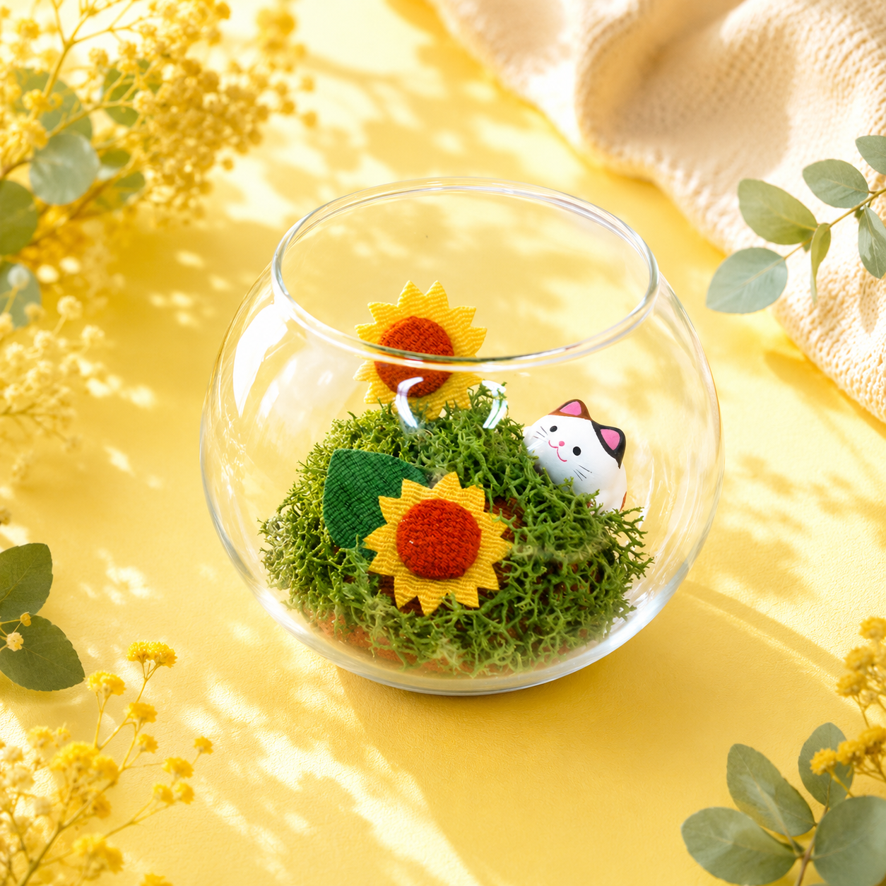Whimsical Chirimen Cat Terrarium: A Sunlit Garden in Glass