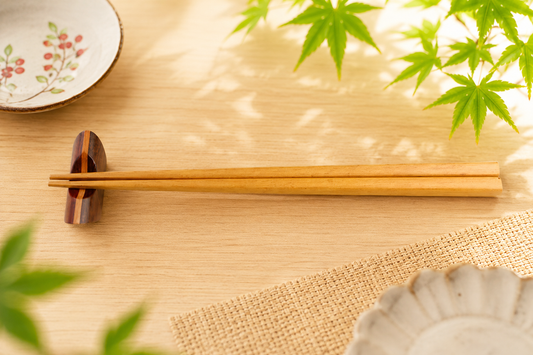 🥢✨ Elegant Wooden Chopstick Rest – Made in Japan