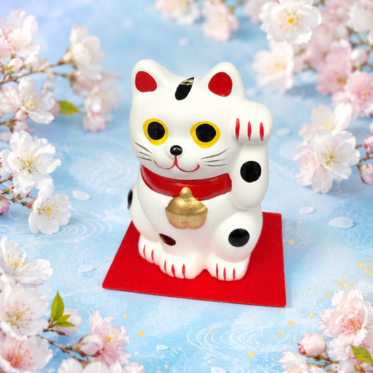 Large White Cat🐱 "Handcrafted Happiness: The Maneki-neko Talisman" 🎨