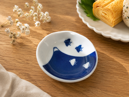 🗻🐦 Charming Mount Fuji and Plovers Plate 🍽️✨