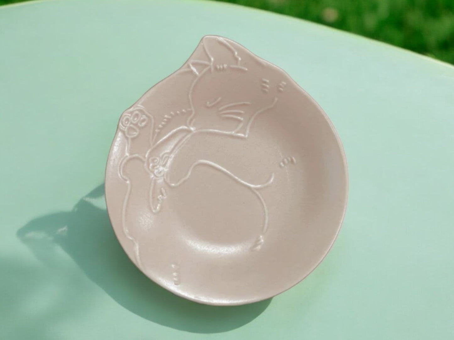 🐱🍽️ Brighten Your Meals with Adorable Sleeping Cats Mino Ware Plates! 🌟Miau