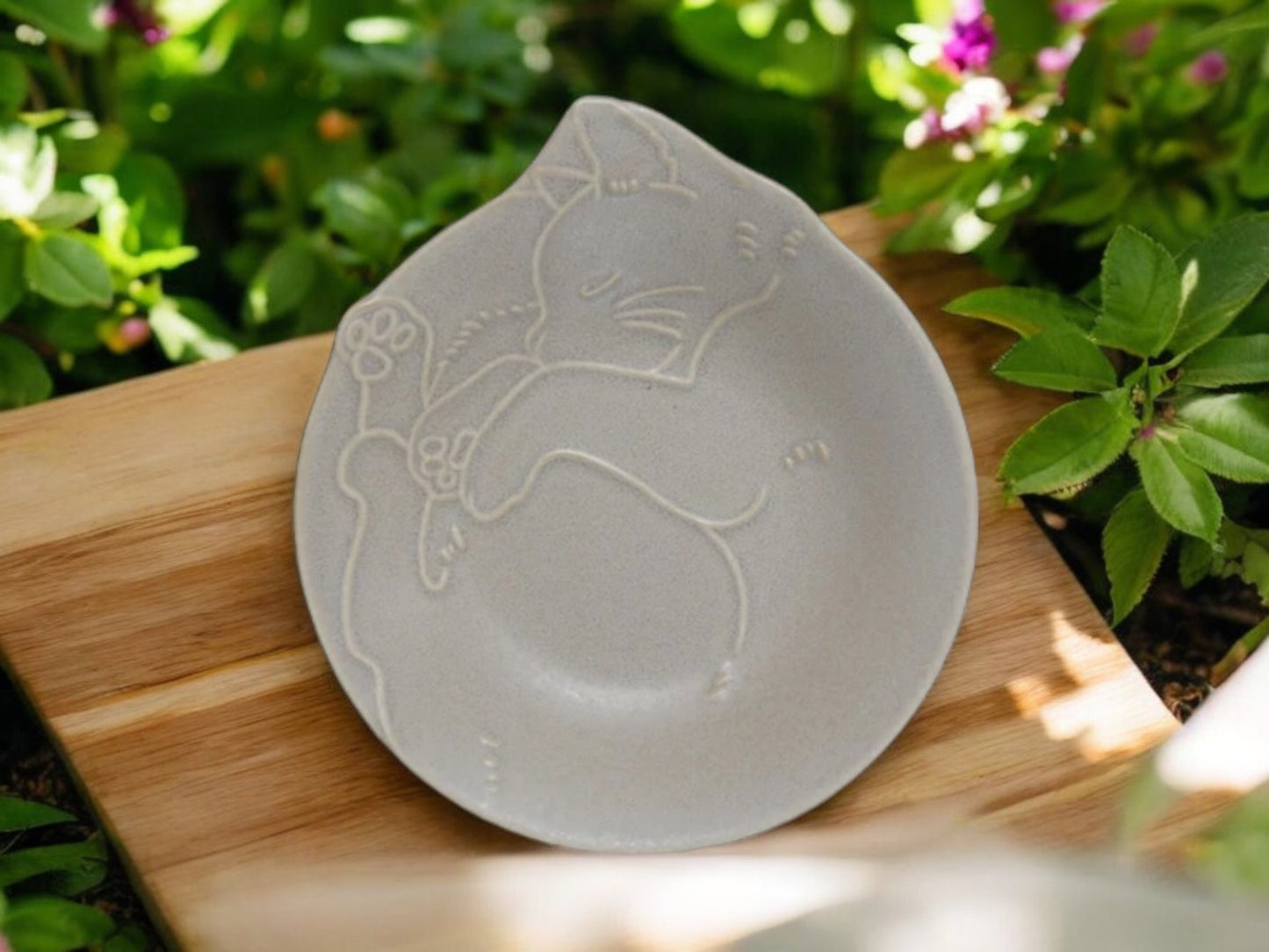 🐱🍽️ Brighten Your Meals with Adorable Sleeping Cats Mino Ware Plates! 🌟Miau