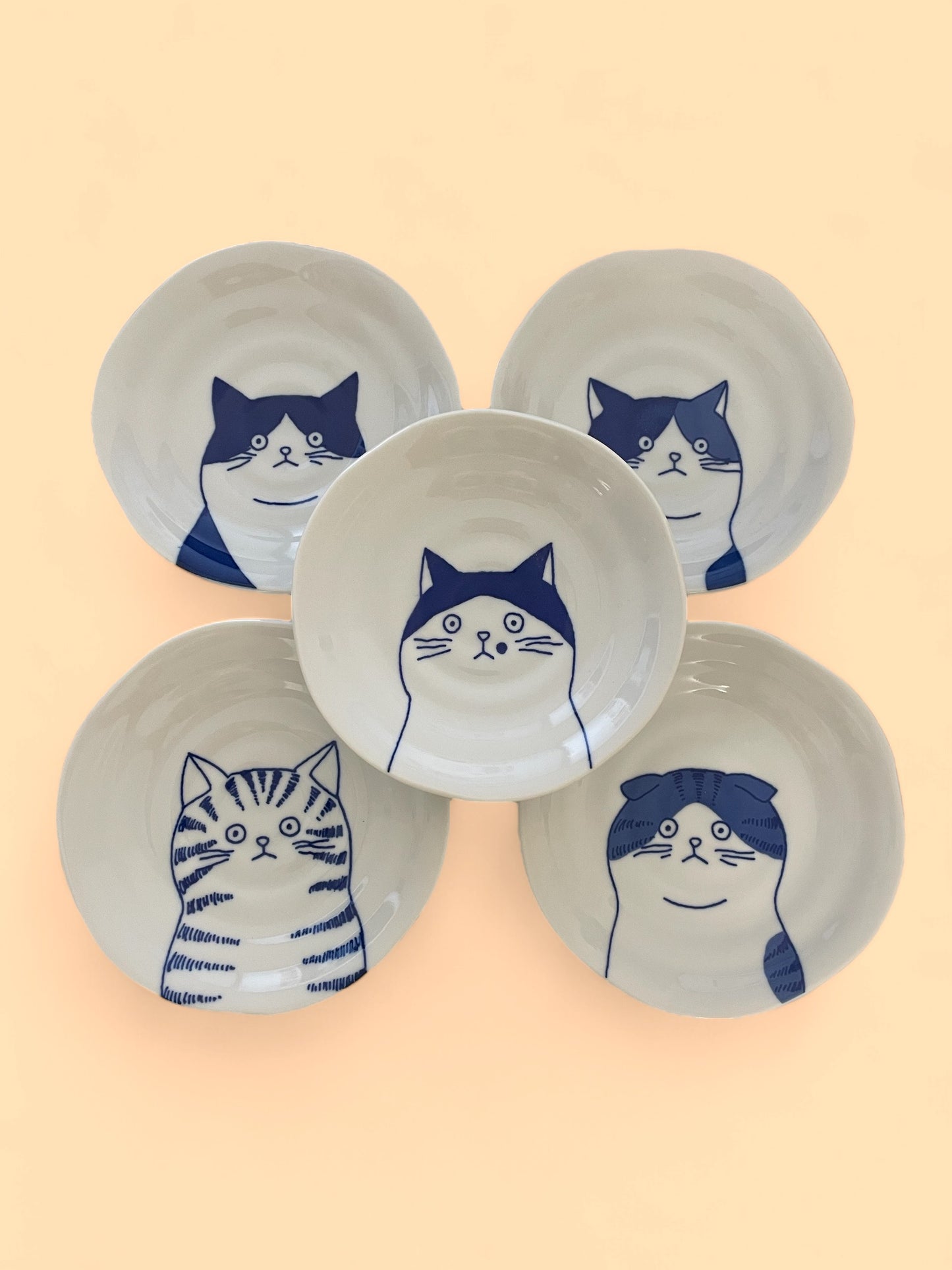 16cm🌟🐾 Shichita Cat Plate: Enlarge Your Love for Felines & Food!🐾🌟 Dora