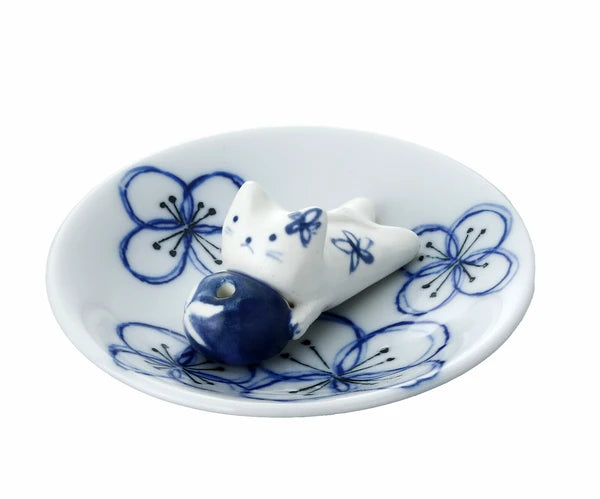 🌸🐈 Blossom Cat – Handmade Ceramic Incense Holder 🎨🍃