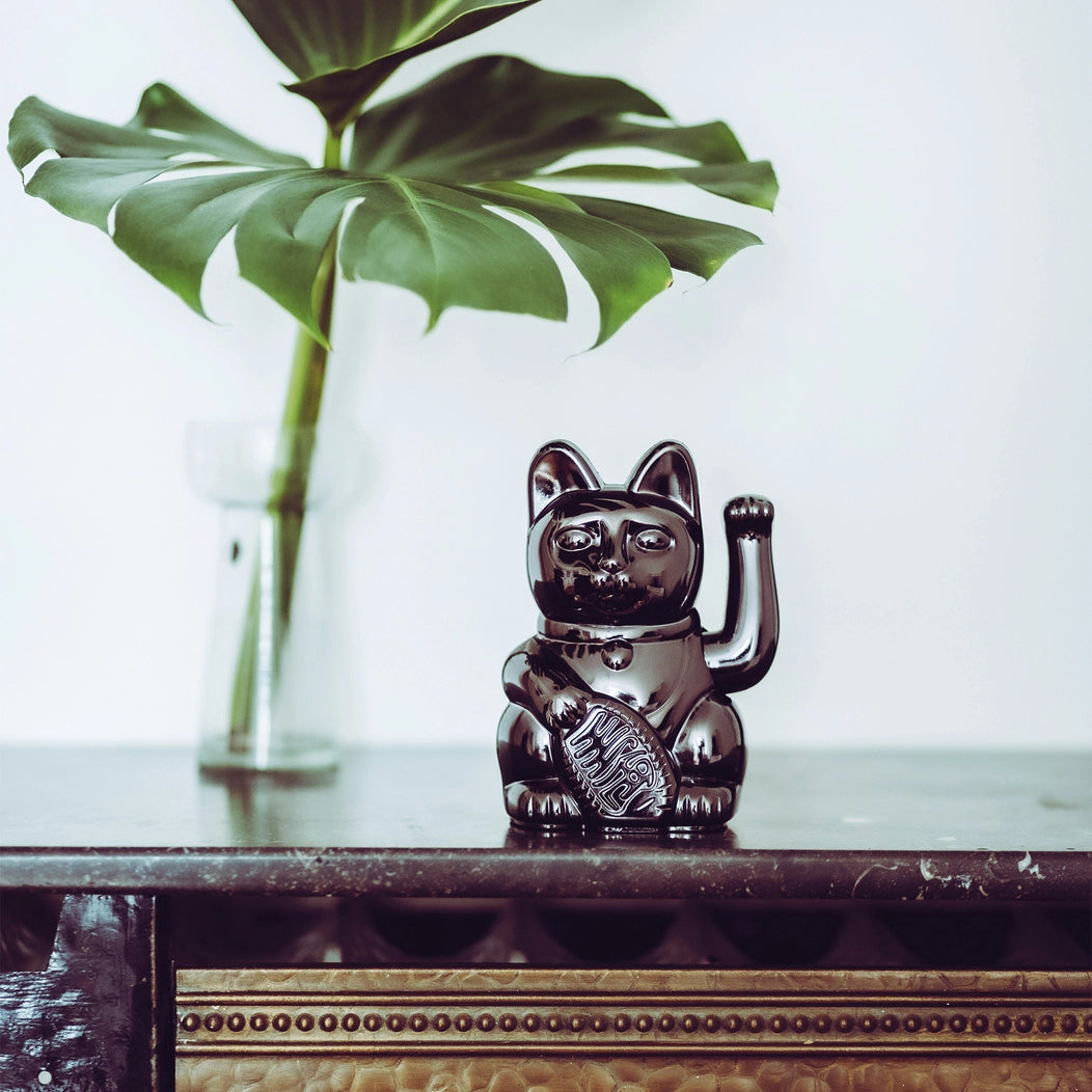 Large🎉✨ Unveiling the Colorful MANEKINEKO Collection by DONKEY 🐱🌈