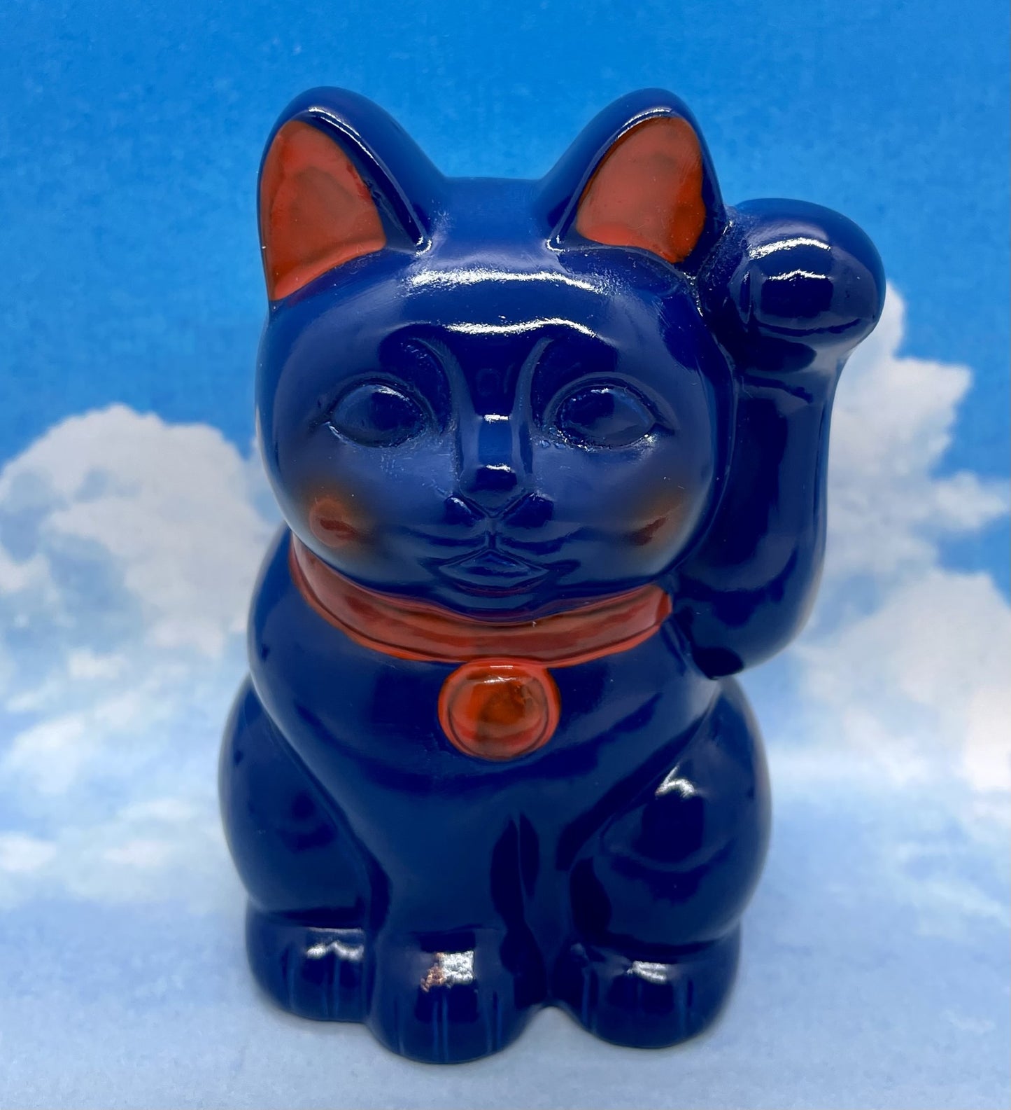 Handcrafted Tokoname-Yaki Beckoning Cat (Money box)